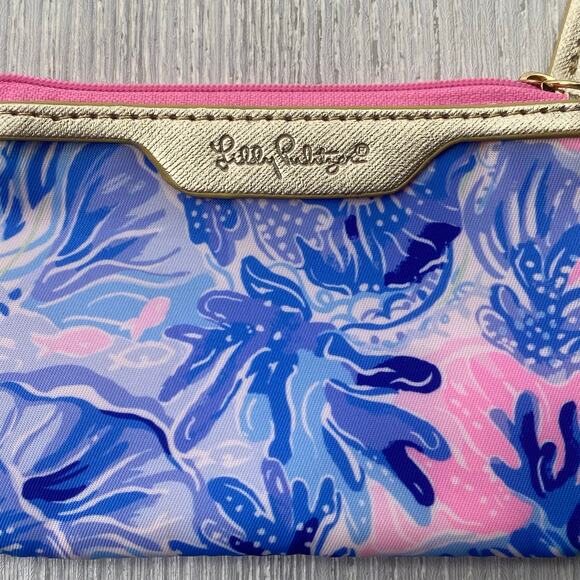 Lilly Pulitzer Pink & Blue Shade Seekers ID Care Coin Purse Mini Wallet - Picture 2 of 8